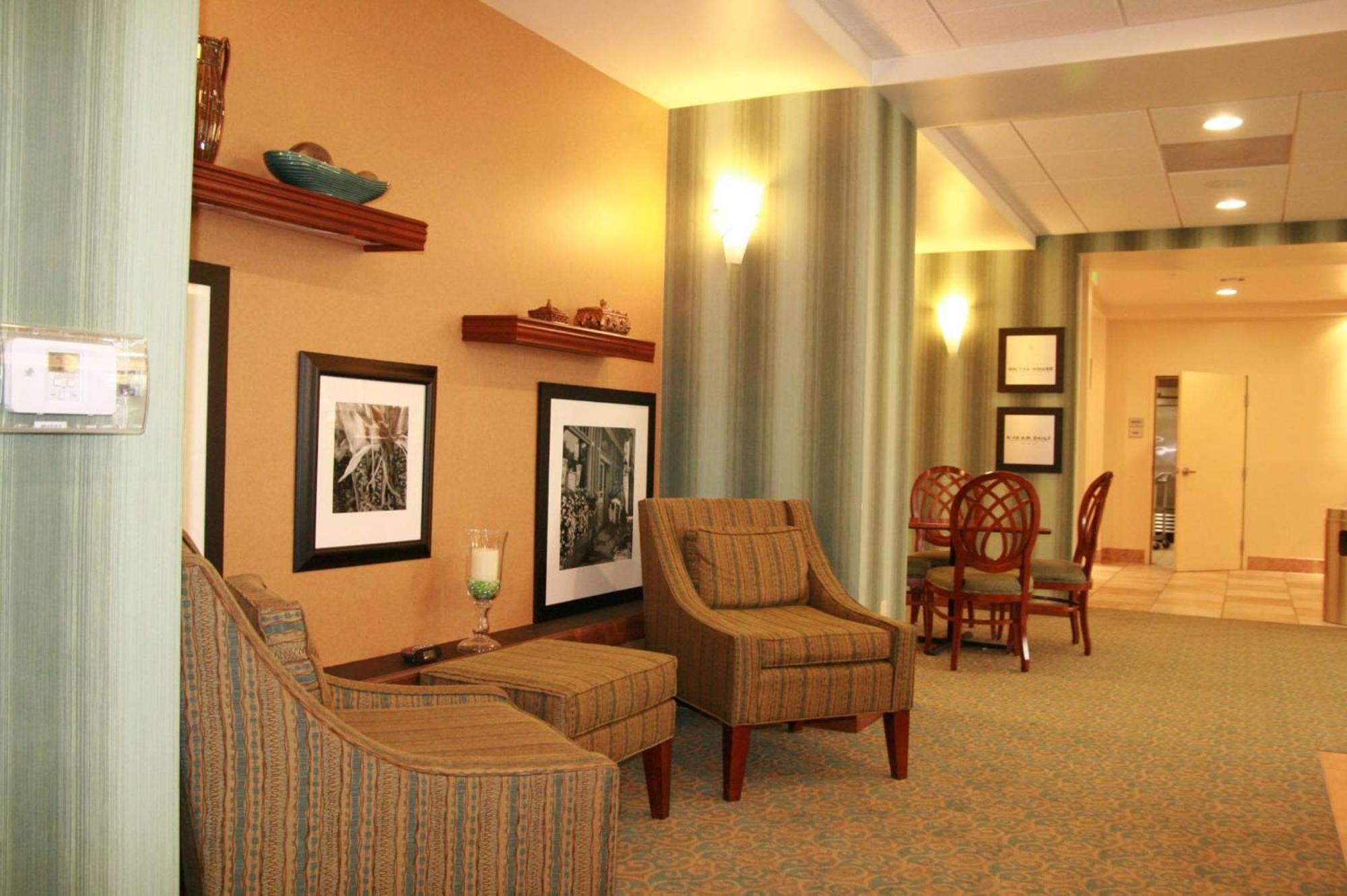 Hotel Hampton By Hilton à Brentwood Extérieur photo