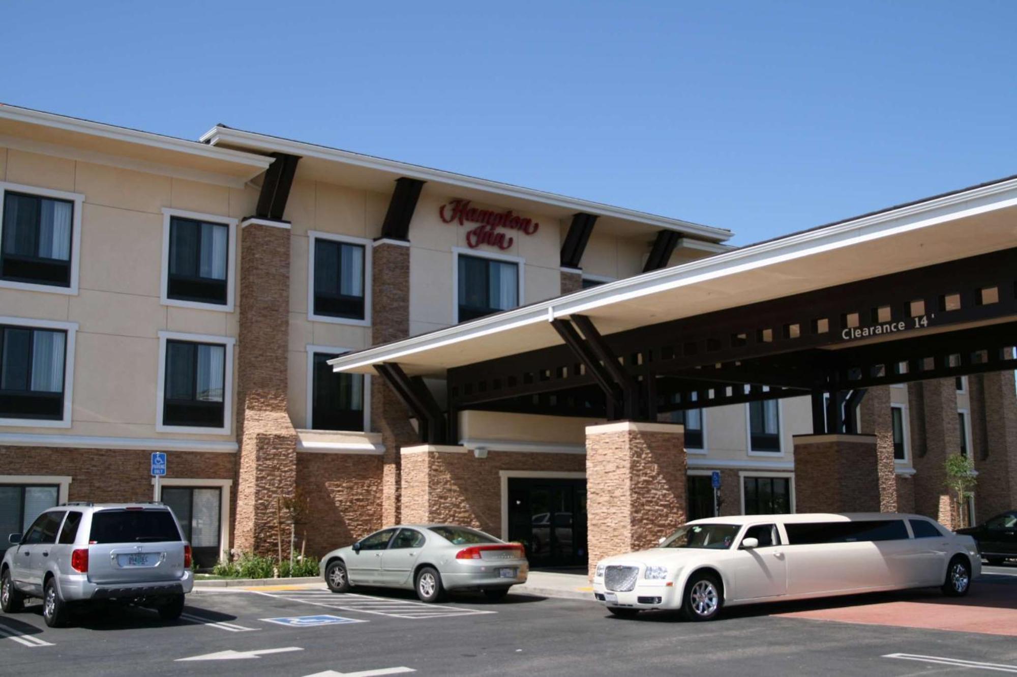 Hotel Hampton By Hilton à Brentwood Extérieur photo